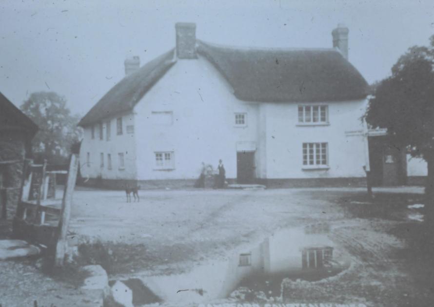 Ford and footbridge at bottom of Station Road
